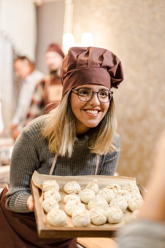 Иностранцы налепили буузы