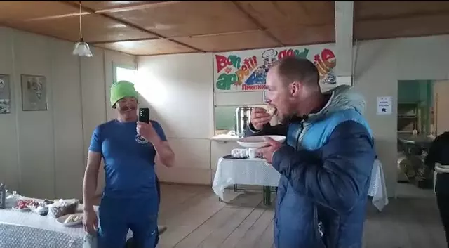 Пик Ленина, Бурятские буузы на Луковой поляне