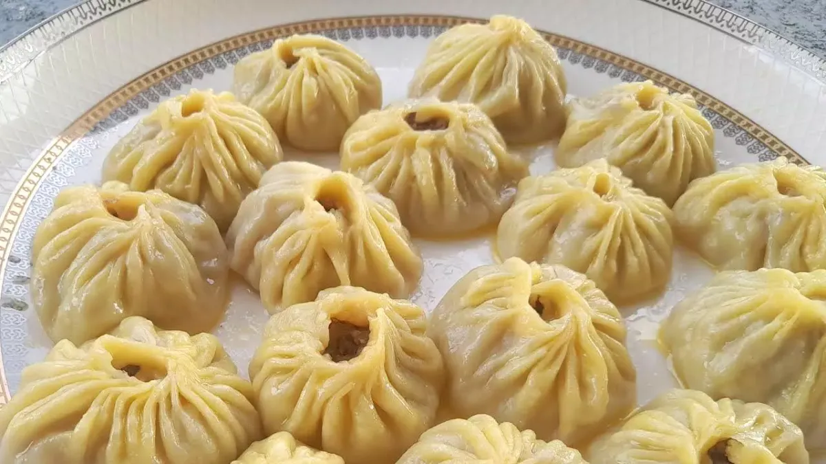 Самые сочные Бурятские буузы (позы)! Сок так и льётся!