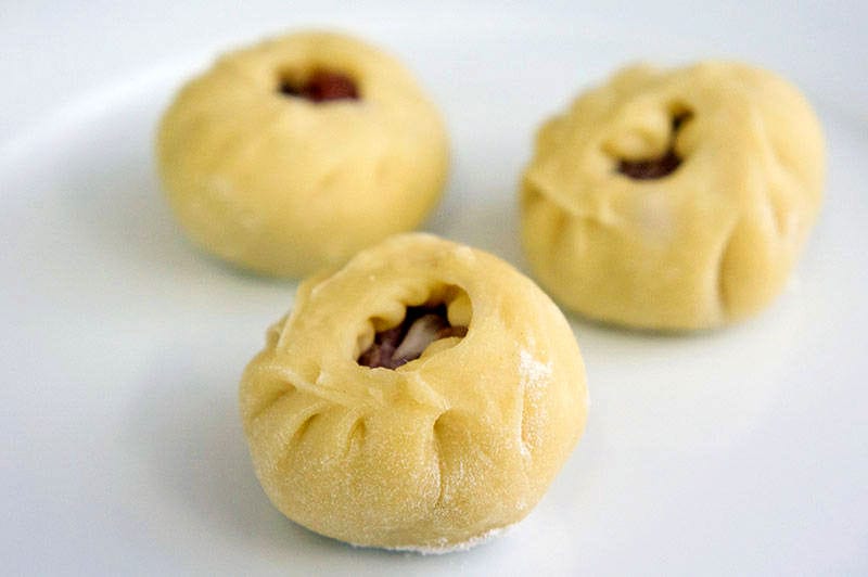 Слепленные буузы