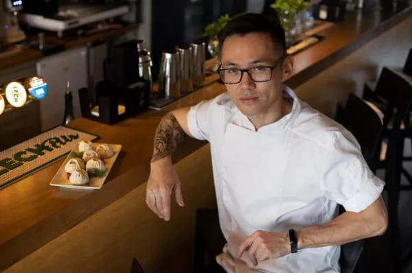 Александр Барданов и буузы