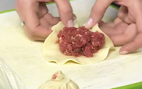 Готовим буузы