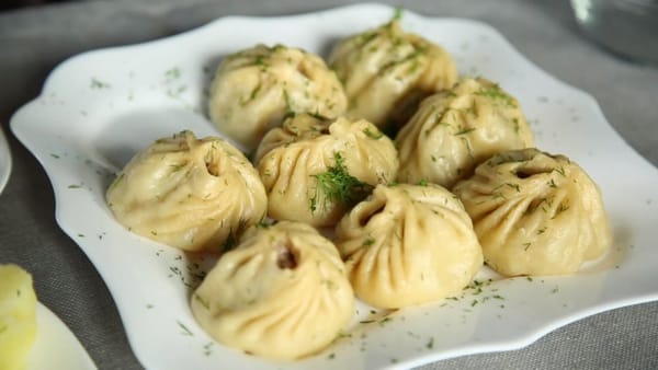 Буузы с зеленью