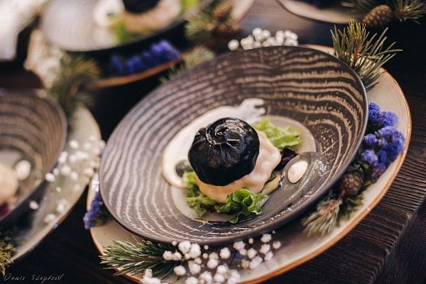 Двойная черно белая бууза