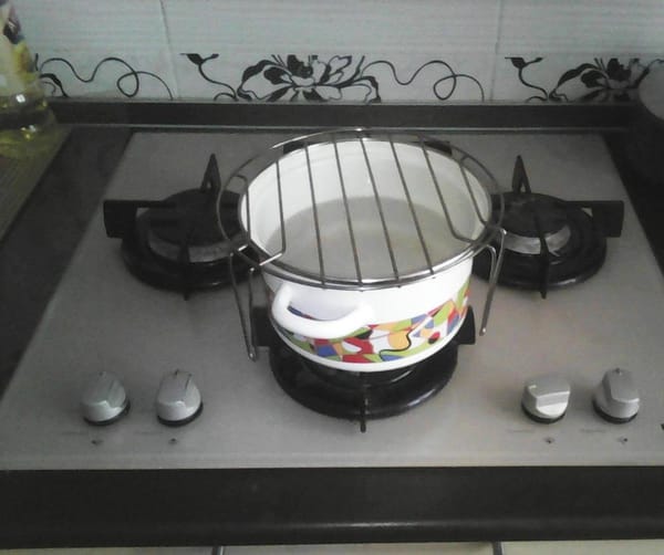 Решётка на кастрюле
