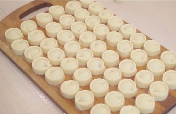 Пельмени с водкой