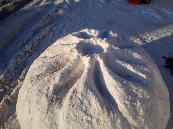 Снежная бууза